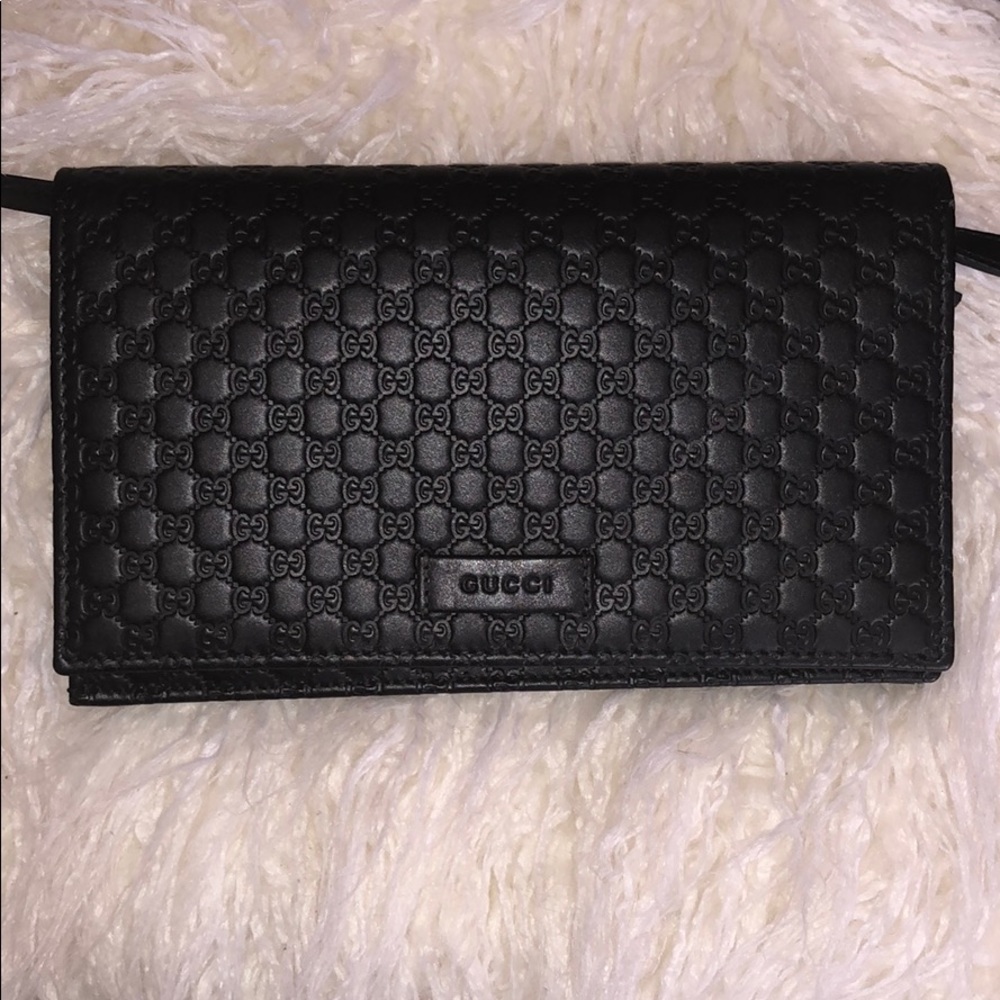 Gucci Microguccissima Crossbody Wallet 466507
